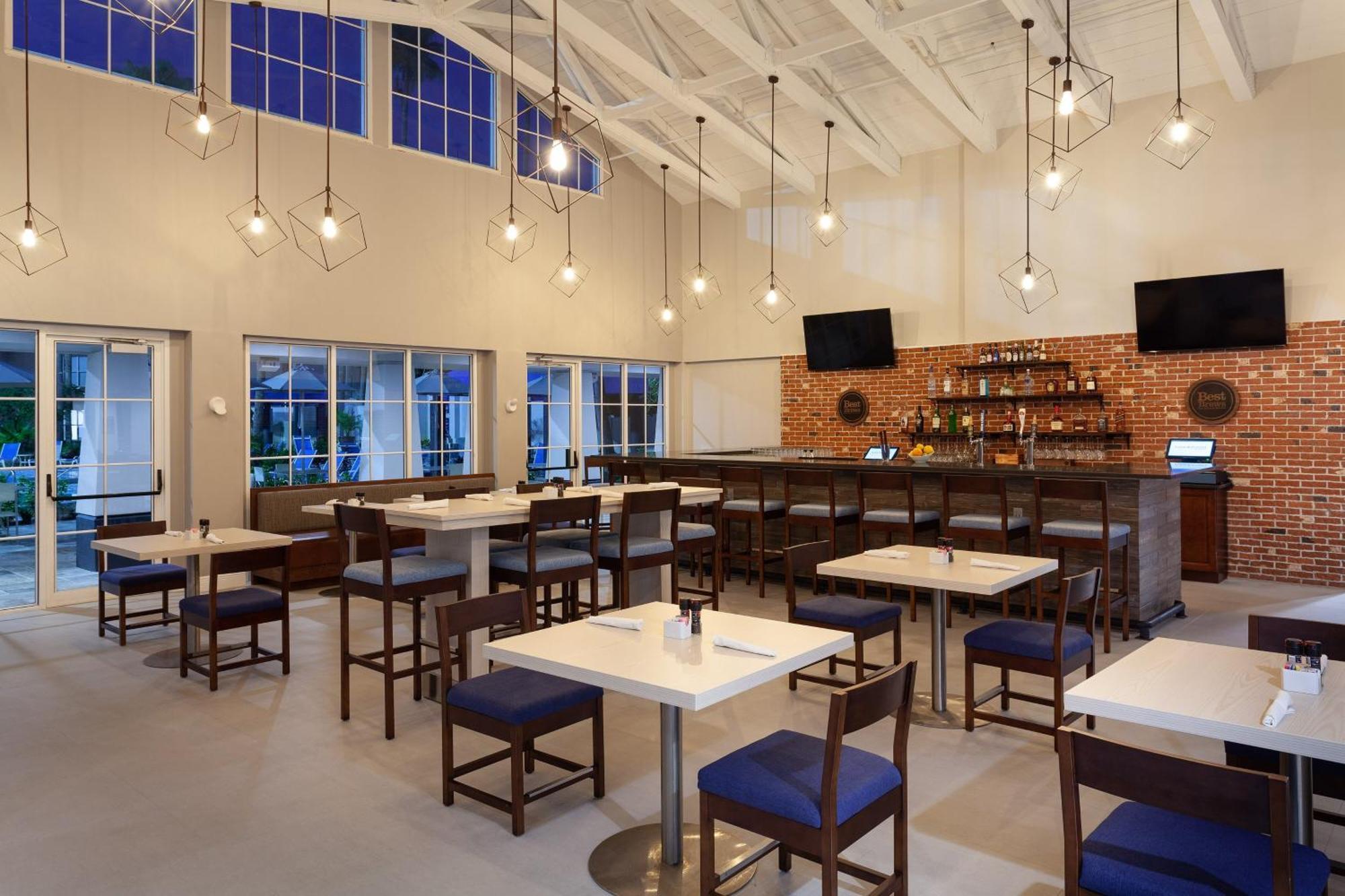 Four Points By Sheraton Orlando Convention Center Williamsburg Bagian luar foto