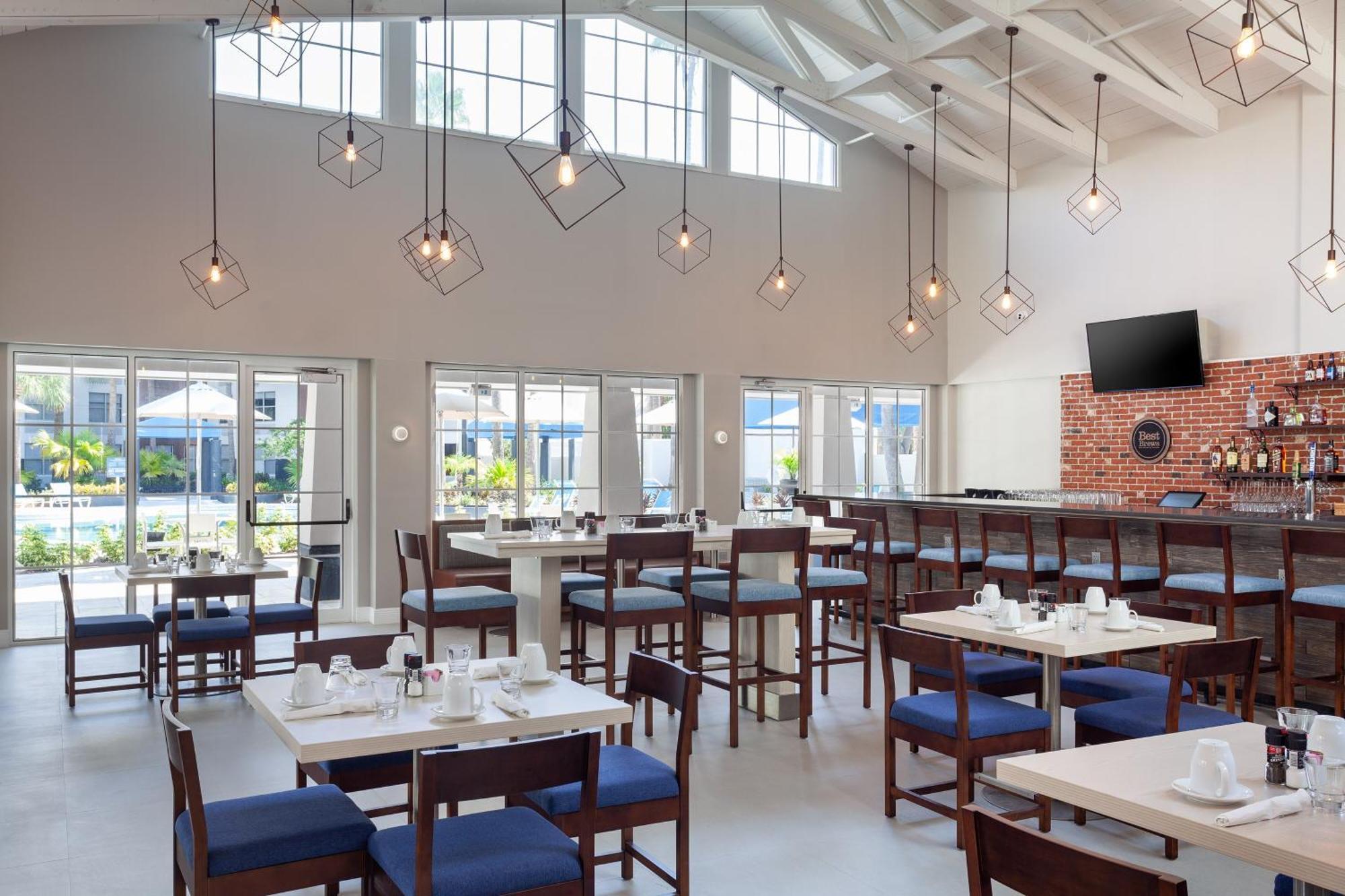 Four Points By Sheraton Orlando Convention Center Williamsburg Bagian luar foto